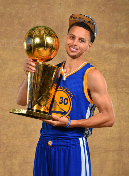 在荣誉的背 在荣誉的背