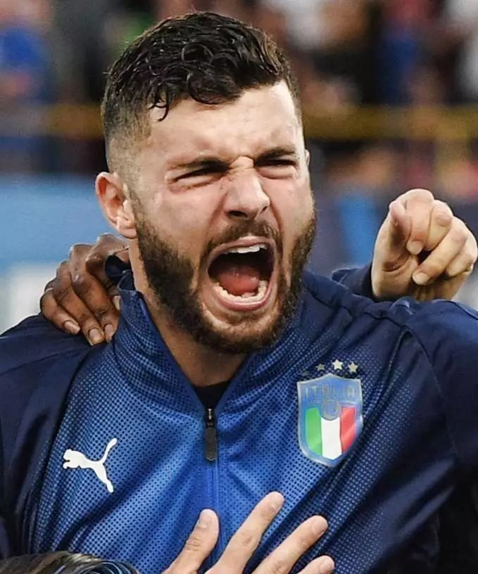 贝尔纳尔的 贝尔纳尔的