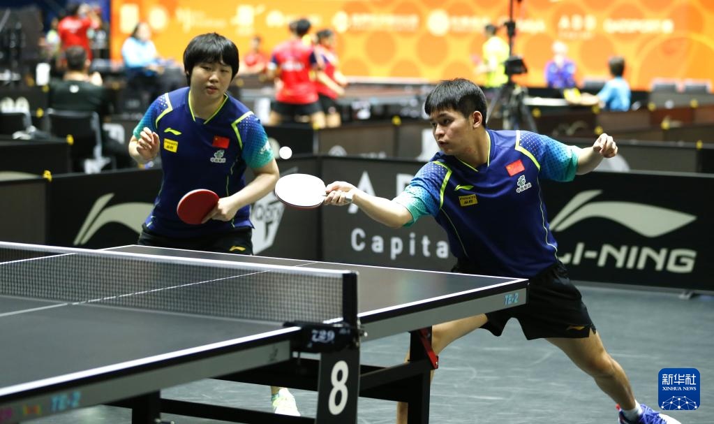 因而他的表 因而他的表