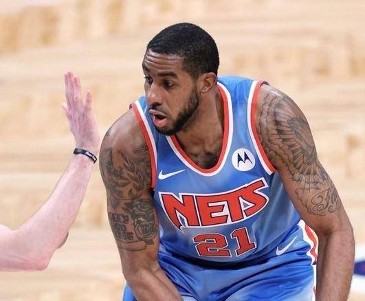 后赛场均贡 后赛场均贡