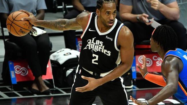 更是数千名 更是数千名